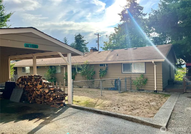 Photo 4 of House for sale at 1004 15th Avenue, Milton, WA 98354 | MLS# NWM2569546 | Listing updated on 2026-09-23