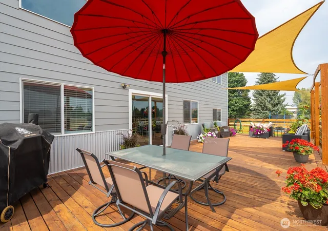 Photo 3 of Single family home for sale at 205 NE Spokane St, Wilbur, WA 99185 | MLS# NWM2569581 | Listing updated on 2026-09-23