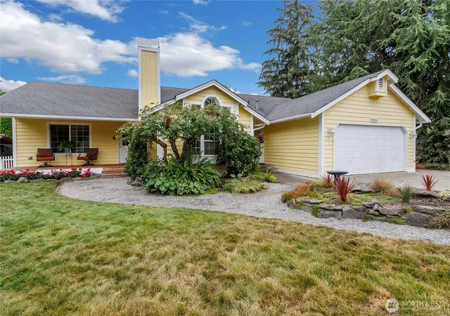 Photo 1 of Sale Pending at 9628 108th Ave Ct Sw, Lakewood, WA 98498 | MLS# NWM2569597 | Listing updated on 2026-10-01