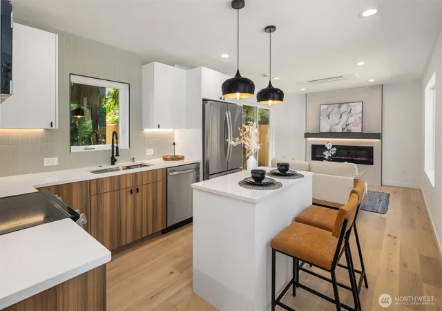 Photo 3 of Townhouse for sale at 3847 Ne 88th Street, Seattle, WA 98115 | MLS# NWM2569625 | Listing updated on 2026-09-30