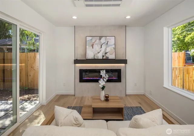 Photo 4 of Townhouse for sale at 3847 NE 88th Street, Seattle, WA 98115 | MLS# NWM2569625 | Listing updated on 2026-09-30