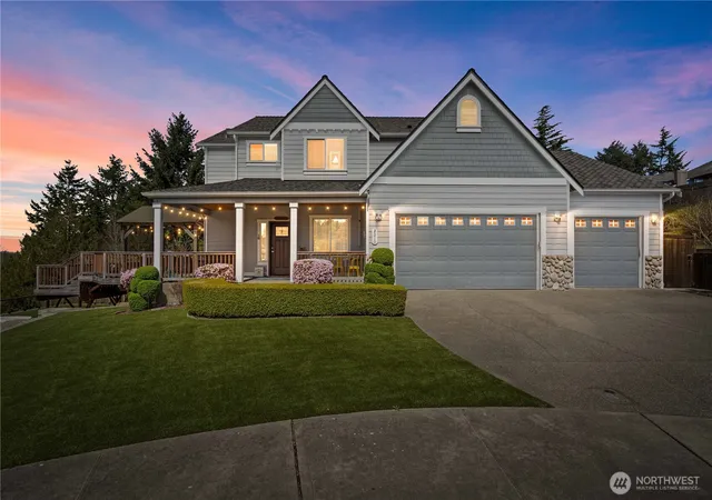 Photo 3 of Single family home for sale at 2010 26th Place SE, Puyallup, WA 98372 | MLS# NWM2569649 | Listing updated on 2026-09-29