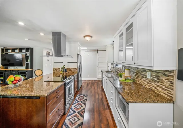 Photo 3 of Single family home for sale at 3401 Ida Jane Rd Se, Olympia, WA 98503 | MLS# NWM2569674 | Listing updated on 2026-09-01