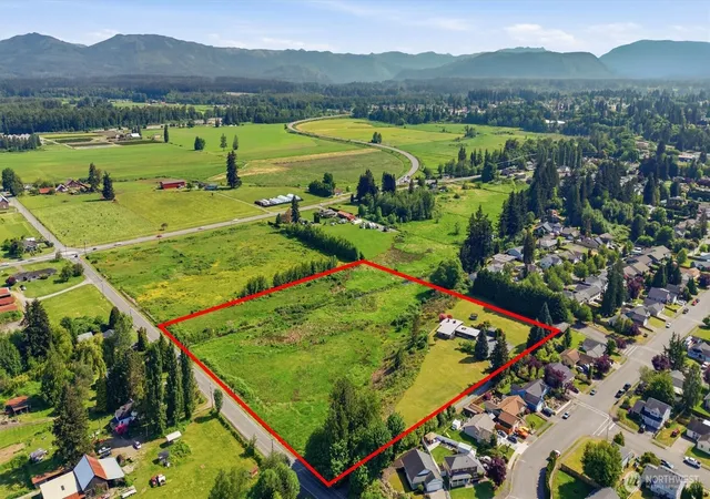 Photo 2 of Single family home for sale at 20825 59th Avenue Ne, Arlington, WA 98223 | MLS# NWM2569681 | Listing updated on 2026-09-30