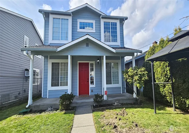 Photo 1 of Sale Pending at 209 Factory Ave N, Renton, WA 98057 | MLS# NWM2569683 | Listing updated on 2026-10-01