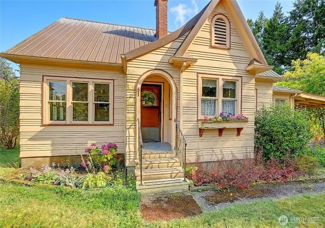 Photo 3 of Single family home for sale at 7212 Pioneer Hwy, Stanwood, WA 98292 | MLS# NWM2569684 | Listing updated on 2026-09-23
