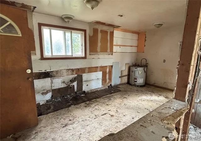 Photo 3 of Single family home for sale at 15421 30th Avenue S, Sea Tac, WA 98188 | MLS# NWM2569708 | Listing updated on 2026-10-02