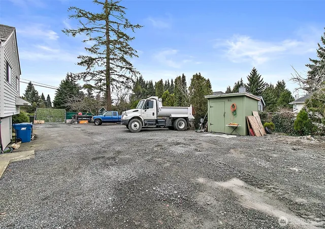 Photo 3 of Single family home for sale at 2416 NE 16th Street, Renton, WA 98056 | MLS# NWM2569716 | Listing updated on 2026-09-23