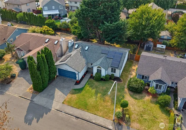 Photo 3 of Single family home for sale at 1217 East St Se, Auburn, WA 98002 | MLS# NWM2569723 | Listing updated on 2026-09-26