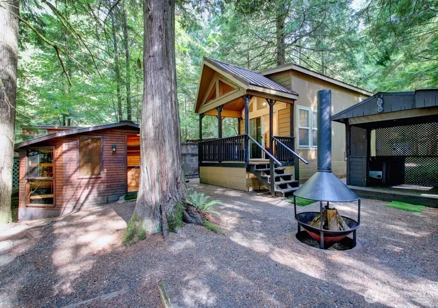 Photo 1 of Manufactured home for sale at 174 Big River Blvd E, Deming, WA 98244 | MLS# NWM2569738 | Listing updated on 2026-09-23
