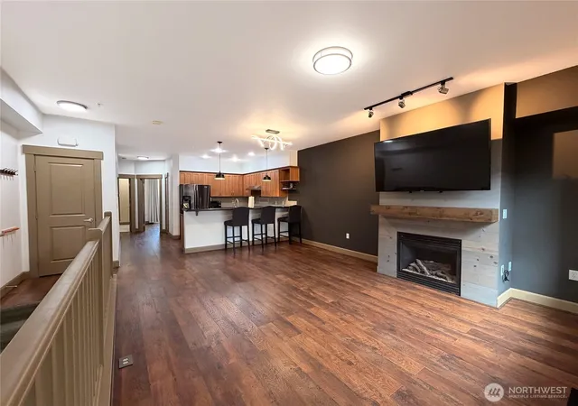 Photo 4 of Townhouse for sale at 2115 201st Place SE #D5, Bothell, WA 98012 | MLS# NWM2569743 | Listing updated on 2026-09-23
