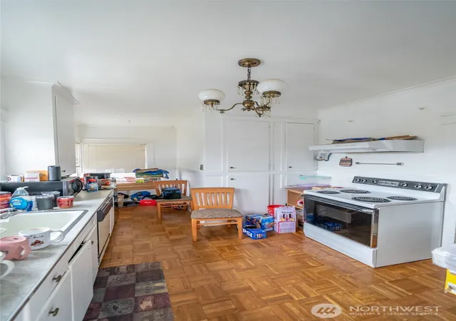 Photo 4 of Single family home for sale at 105 E 2nd Street, Aberdeen, WA 98520 | MLS# NWM2569755 | Listing updated on 2026-09-23