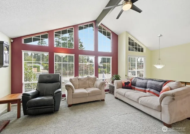 Photo 3 of Sale Pending at 33205 30th Avenue Sw, Federal Way, WA 98023 | MLS# NWM2569756 | Listing updated on 2026-09-25