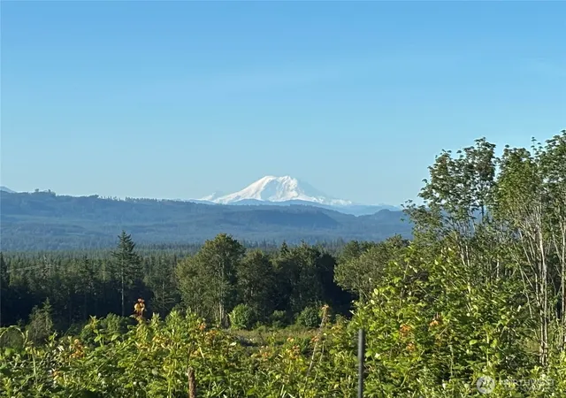 Photo 1 of Sale Pending at 27423 Old Pipeline Rd, Monroe, WA 98272 | MLS# NWM2569757 | Listing updated on 2026-09-25