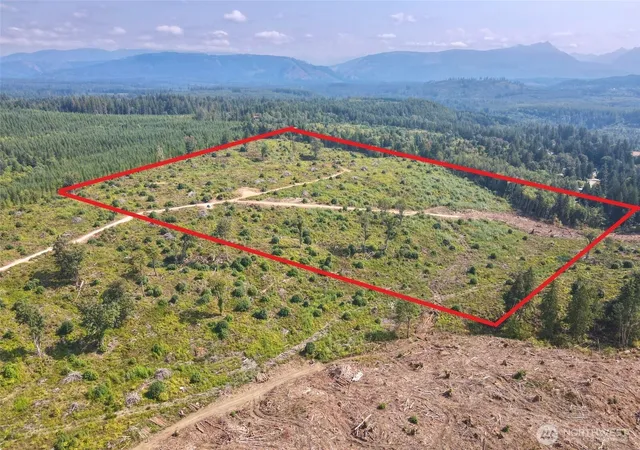 Photo 2 of Sale Pending at 27423 Old Pipeline Rd, Monroe, WA 98272 | MLS# NWM2569757 | Listing updated on 2026-09-25