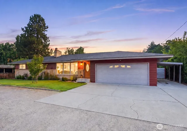 Photo 1 of Single family home for sale at 567 Dayton Ave, East Wenatchee, WA 98802 | MLS# NWM2569763 | Listing updated on 2026-09-18