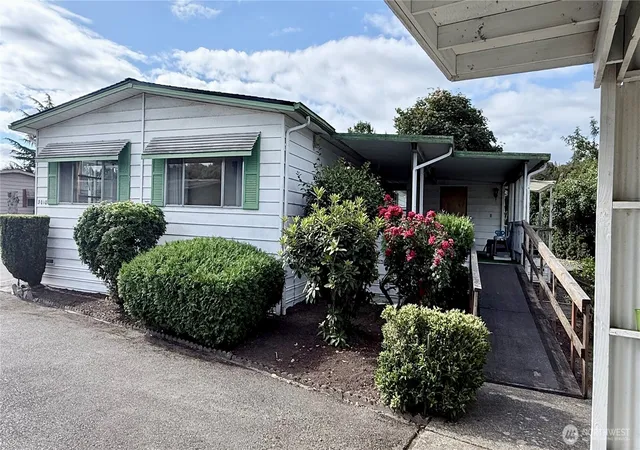 Photo 2 of Sale Pending at 3010 35th Ave Ct E #23, Tacoma, WA 98443 | MLS# NWM2569770 | Listing updated on 2026-09-22
