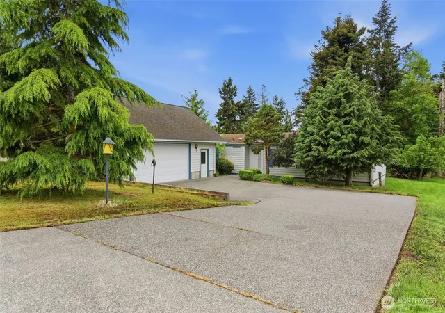 Photo 2 of Sale Pending at 3244 Mardell Dr, Langley, WA 98260 | MLS# NWM2569787 | Listing updated on 2026-09-22