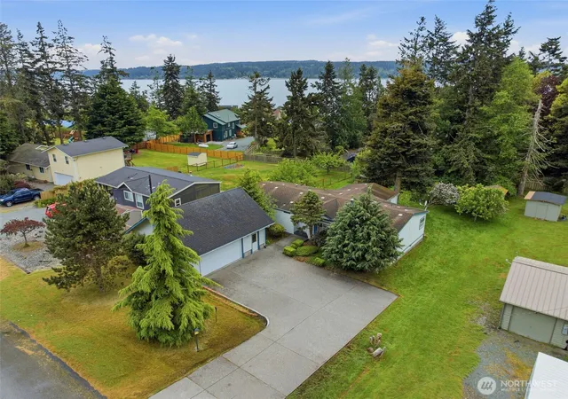 Photo 3 of Sale Pending at 3244 Mardell Dr, Langley, WA 98260 | MLS# NWM2569787 | Listing updated on 2026-09-22