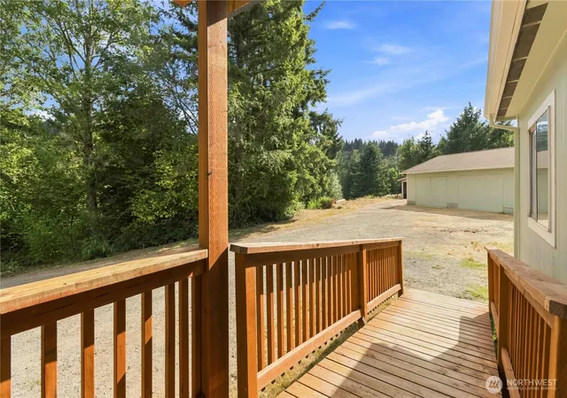 Photo 3 of Manufactured home for sale at 159 Jack Pine Rd, Ariel, WA 98603 | MLS# NWM2569791 | Listing updated on 2026-09-23