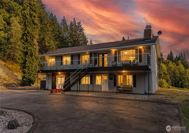 Photo 1 of Single family home for sale at 231 Ring Rd, Kalama, WA 98625 | MLS# NWM2569794 | Listing updated on 2026-09-29