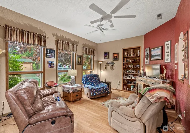 Photo 4 of Single family home for sale at 3509 NE 161st Way, Ridgefield, WA 98642 | MLS# NWM2569801 | Listing updated on 2026-09-23