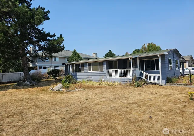 Manufactured home for sale at 11436 SE 208th Street, Kent, WA 98031 | MLS# NWM2569812