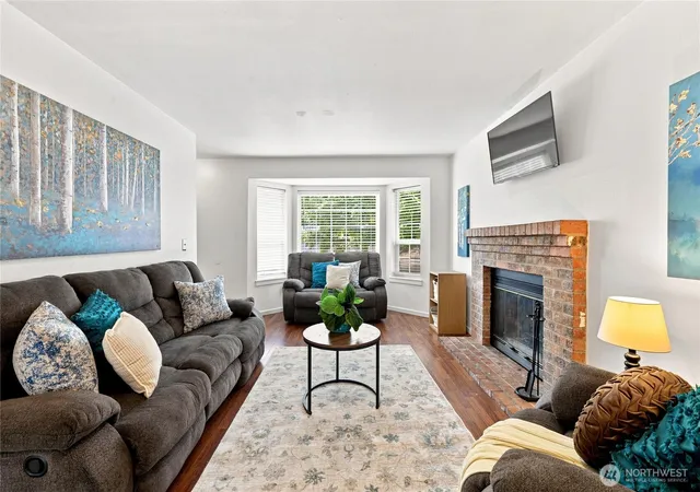 Photo 3 of Sale Pending at 7175 E Raintree Ln, Port Orchard, WA 98366 | MLS# NWM2569819 | Listing updated on 2026-09-20