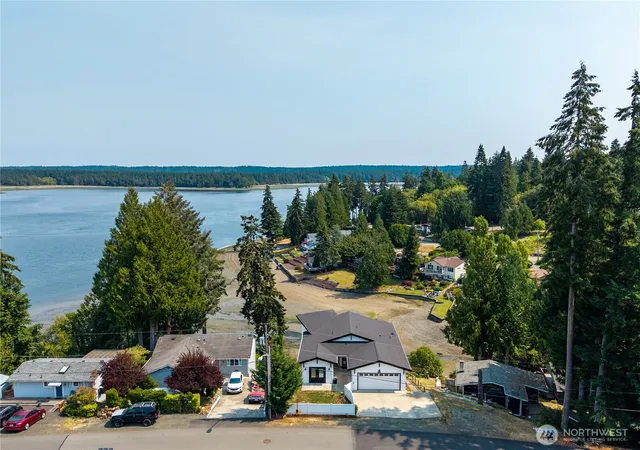 Photo 1 of Single family home for sale at 2142 Island Dr Nw, Olympia, WA 98502 | MLS# NWM2569833 | Listing updated on 2026-09-23