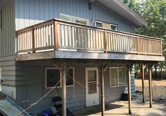 Photo 4 of Single family home for sale at 11815 SE 282nd Street, Auburn, WA 98092 | MLS# NWM2569841 | Listing updated on 2026-09-23