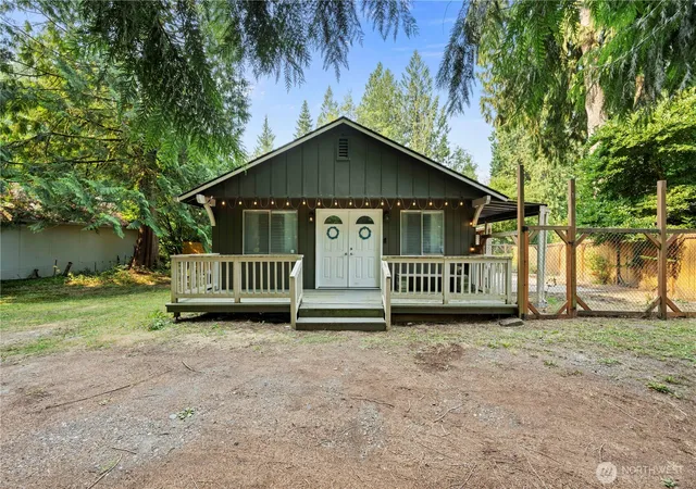 Photo 1 of Single family home for sale at 42032 N Shore Ln, Concrete, WA 98237 | MLS# NWM2569849 | Listing updated on 2026-09-28