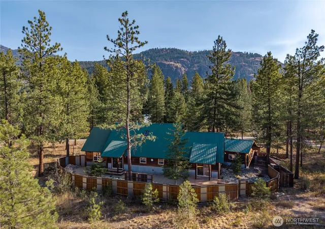 Photo 3 of Single family home for sale at 9 Deer Run Loop Rd, Winthrop, WA 98856 | MLS# NWM2569854 | Listing updated on 2026-09-23
