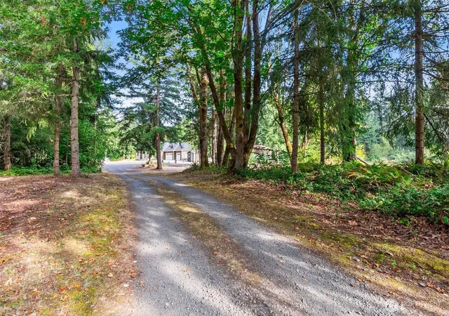 Photo 2 of Single family home for sale at 14512 Brenda Dr Se, Yelm, WA 98597 | MLS# NWM2569860 | Listing updated on 2026-09-25