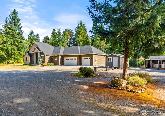 Photo 3 of Single family home for sale at 14512 Brenda Dr Se, Yelm, WA 98597 | MLS# NWM2569860 | Listing updated on 2026-09-25