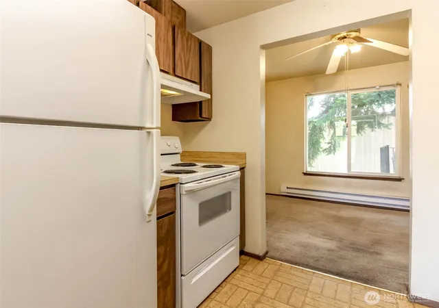 Photo 3 of Condo for sale at 1102 8th Street NE #4, Auburn, WA 98002 | MLS# NWM2569875 | Listing updated on 2026-09-23