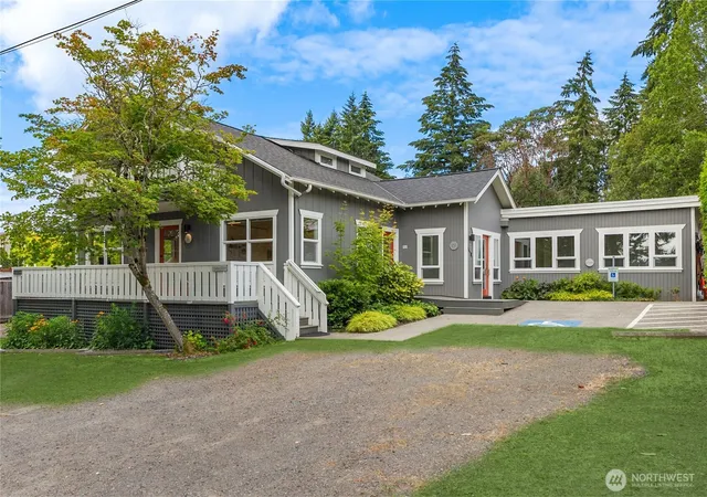 Photo 2 of Single family home for sale at 151 Finch Pl Sw, Bainbridge Island, WA 98110 | MLS# NWM2569877 | Listing updated on 2026-09-23