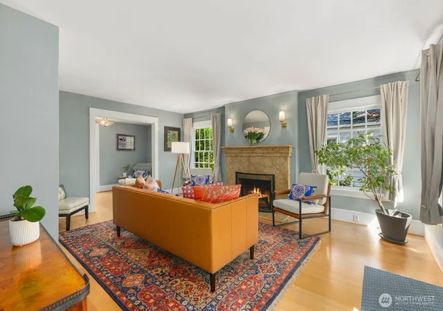 Photo 3 of Single family home for sale at 1624 E Mcgraw St, Seattle, WA 98112 | MLS# NWM2569905 | Listing updated on 2026-09-22