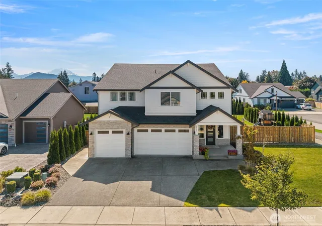 Photo 1 of Single family home for sale at 2690 Wyrick Ct, Enumclaw, WA 98022 | MLS# NWM2569910 | Listing updated on 2026-10-01
