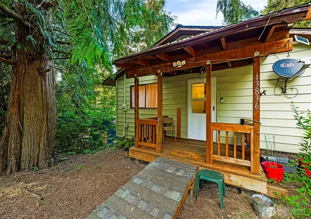 Photo 4 of Sale Pending at 13836 166th Avenue SE, Rainier, WA 98576 | MLS# NWM2569925 | Listing updated on 2026-09-17
