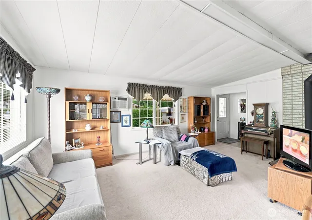 Photo 3 of Manufactured home for sale at 18425 NE 95th Street #176, Redmond, WA 98052 | MLS# NWM2569934 | Listing updated on 2026-10-01