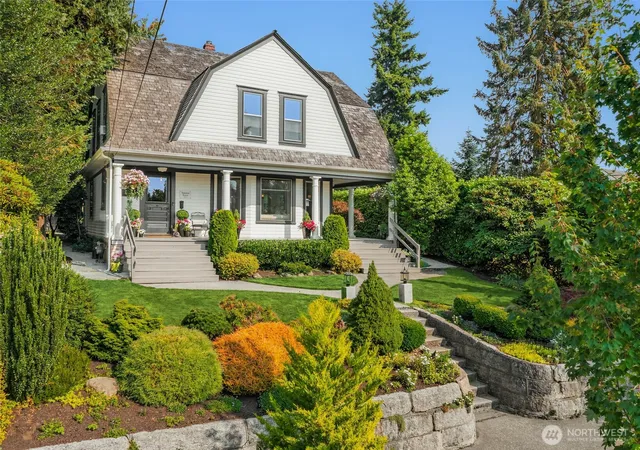 Photo 1 of Single family home for sale at 317 Ave B, Snohomish, WA 98290 | MLS# NWM2569952 | Listing updated on 2026-09-18