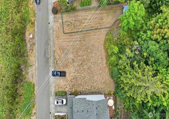 Photo 3 of Sale Pending at 1633 & 1637 Sound Ridge Dr, Bremerton, WA 98312 | MLS# NWM2569960 | Listing updated on 2026-09-21