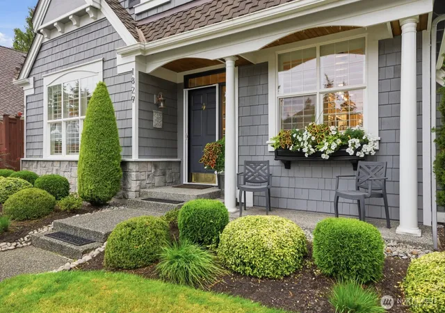 Photo 2 of Sale Pending at 1829 163rd St Se, Mill Creek, WA 98012 | MLS# NWM2569963 | Listing updated on 2026-09-23