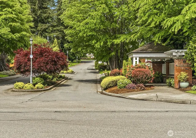 Photo 4 of Sale Pending at 1829 163Rd St Se, Mill Creek, WA 98012 | MLS# NWM2569963 | Listing updated on 2026-09-23