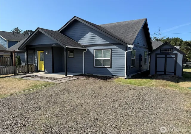 Photo 3 of Single family home for sale at 26209 North Pl, Ocean Park, WA 98640 | MLS# NWM2569965 | Listing updated on 2026-09-26