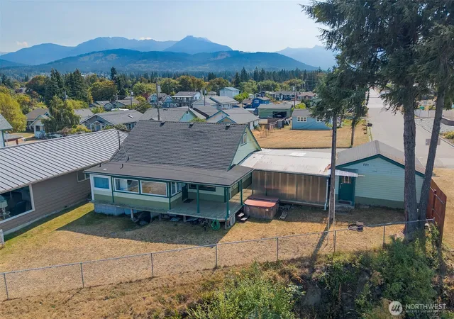 Photo 3 of Sale Pending at 739 W 4th Street, Port Angeles, WA 98363 | MLS# NWM2569966 | Listing updated on 2026-09-21