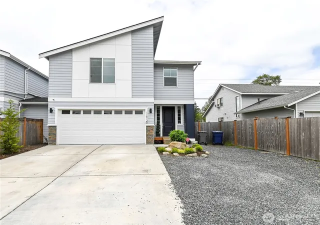 Photo 1 of Single family home for sale at 11512 3rd Place W #B, Everett, WA 98204 | MLS# NWM2569968 | Listing updated on 2026-09-23