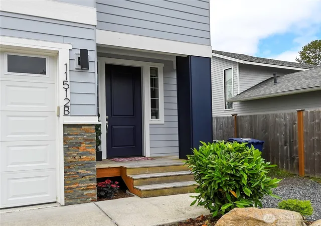 Photo 2 of Single family home for sale at 11512 3rd Place W #B, Everett, WA 98204 | MLS# NWM2569968 | Listing updated on 2026-09-23