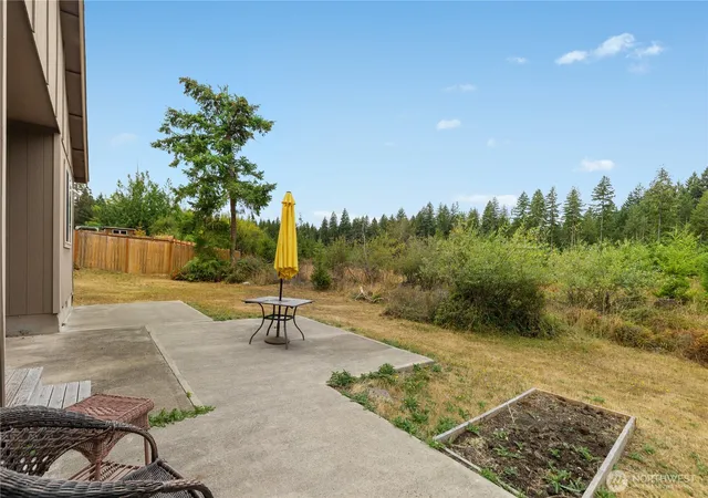 Photo 3 of Sale Pending at 321 E Penzance Rd, Shelton, WA 98584 | MLS# NWM2569980 | Listing updated on 2026-09-23
