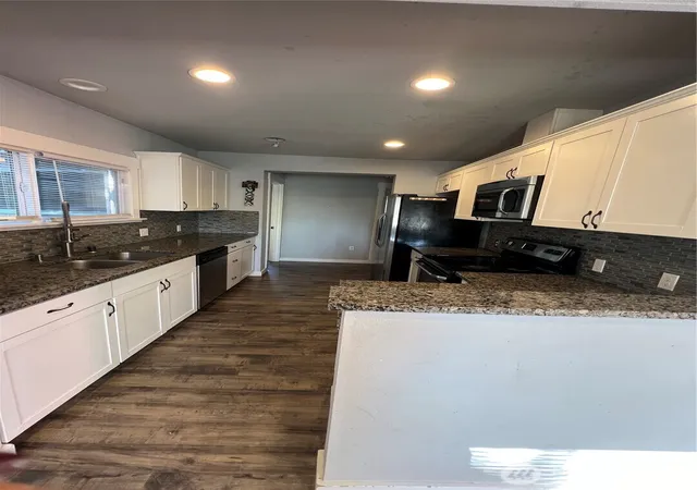 Photo 3 of Single family home for sale at 414 Chambers St NE, Olympia, WA 98506 | MLS# NWM2569985 | Listing updated on 2026-10-01